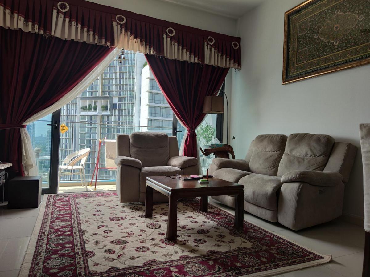 Kumkum Homestay 3 Bedroom Suite 努沙再也 外观 照片